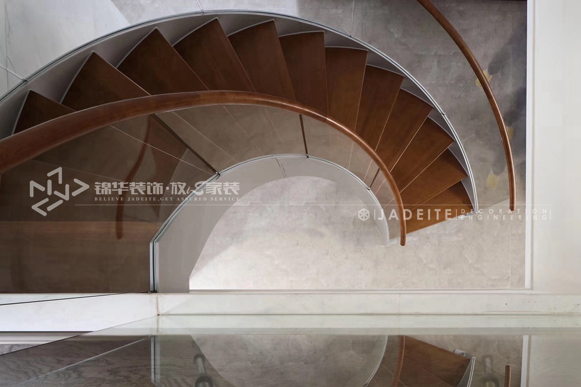 现代风格-黄山华都-别墅-345平-楼梯-装修实景效果图