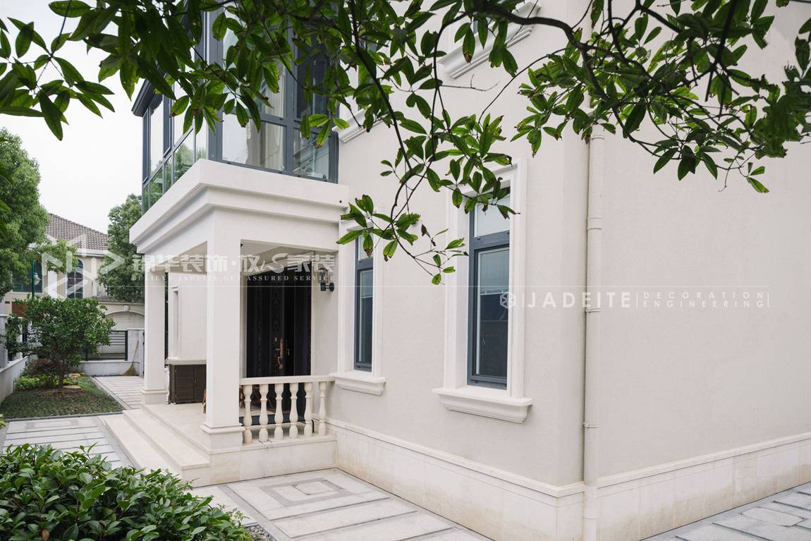 现代美式风格-名豪山庄-别墅-450平-庭院-装修实景效果图