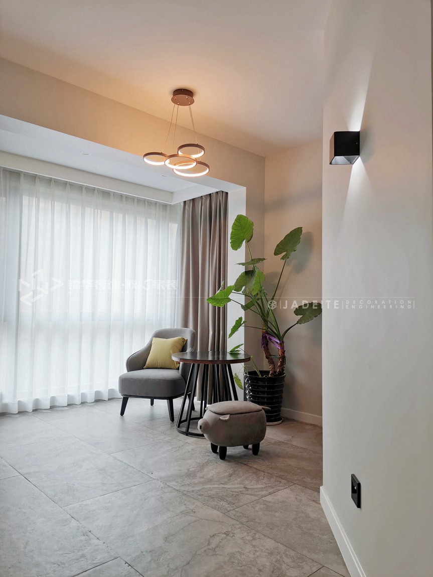 现代简约风格-绿城-三室两厅-140平-装修实景效果图-阳台