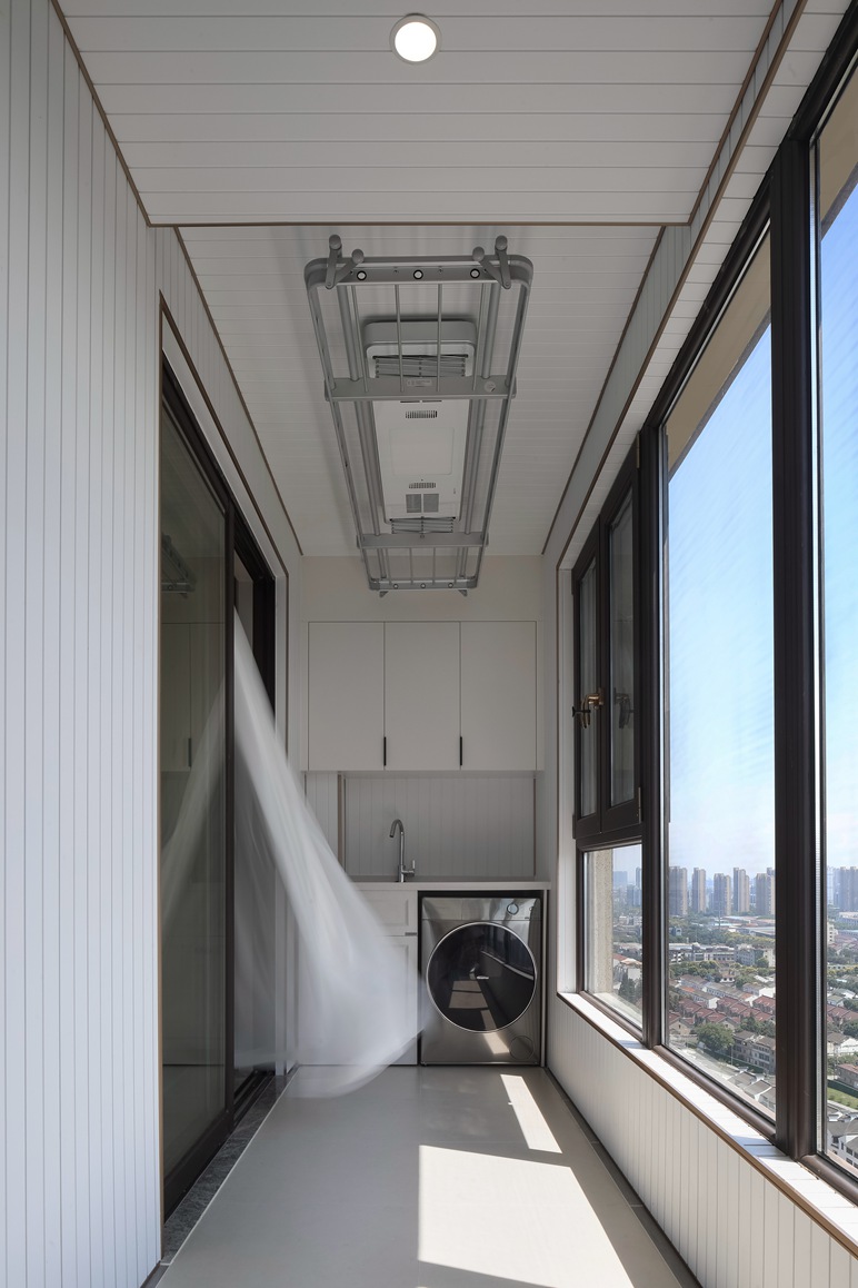 现代简约-龙湖天璞-三室两厅-107平-装修实景效果图   