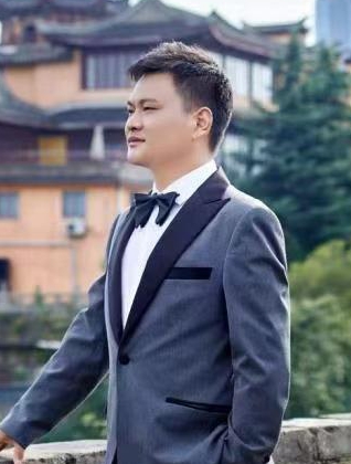 錦華裝飾設計師-嚴金超
