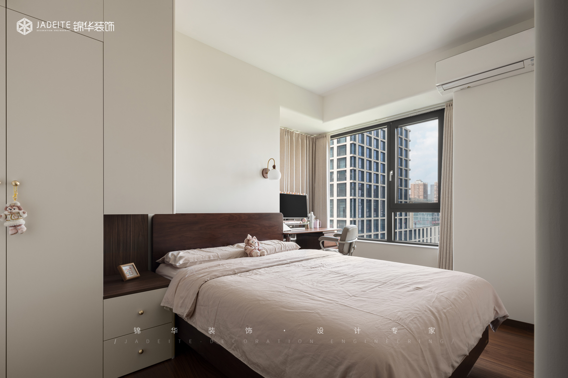 现代中古-文思苑-三室两厅-191㎡装修-三室两厅-中古