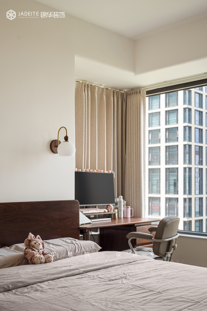 现代中古-文思苑-三室两厅-191㎡装修-三室两厅-中古