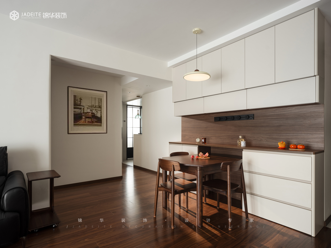 现代中古-文思苑-三室两厅-191㎡装修-三室两厅-中古