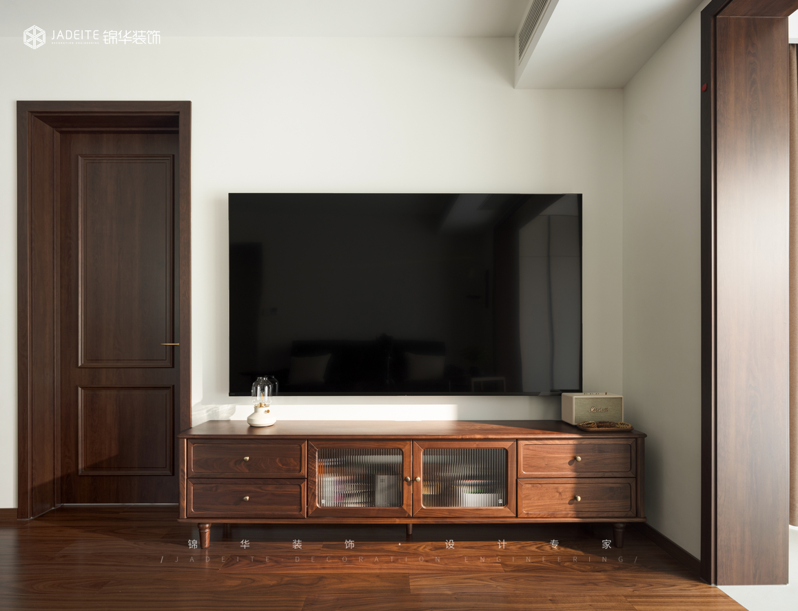 现代中古-文思苑-三室两厅-191㎡装修-三室两厅-中古