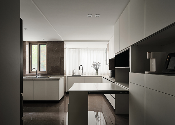 現(xiàn)代簡約-上海明珠花園-三室兩廳-135㎡