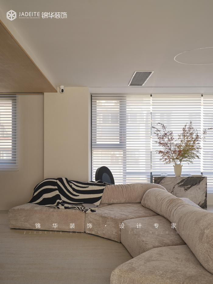 奶油極簡-熙龍山苑-復式-300㎡裝修-躍層復式-極簡