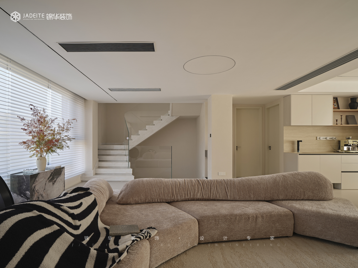 奶油極簡-熙龍山苑-復式-300㎡裝修-躍層復式-極簡