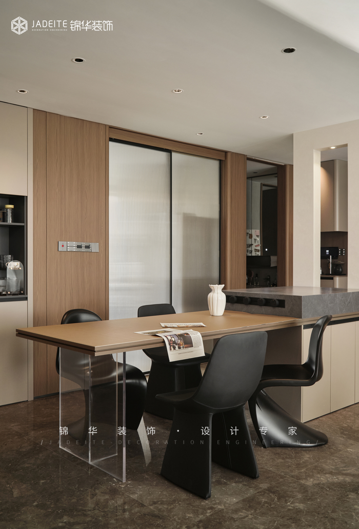 现代简约-凤栖潮鸣-四室两厅-160㎡装修-四室两厅-现代简约