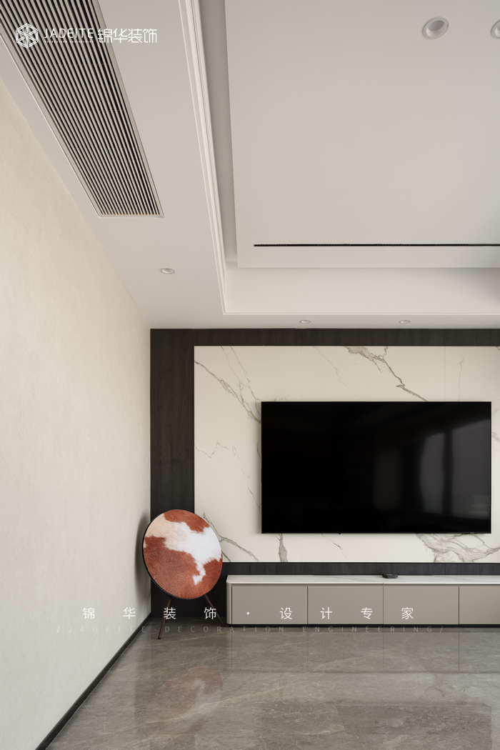 现代简约-金陵中心-三室两厅-139㎡装修-三室两厅-现代简约