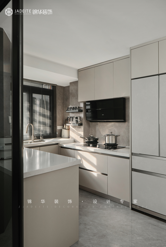 現(xiàn)代簡約-綠地海珀紫金-三室兩廳-155㎡裝修-三室兩廳-現(xiàn)代簡約