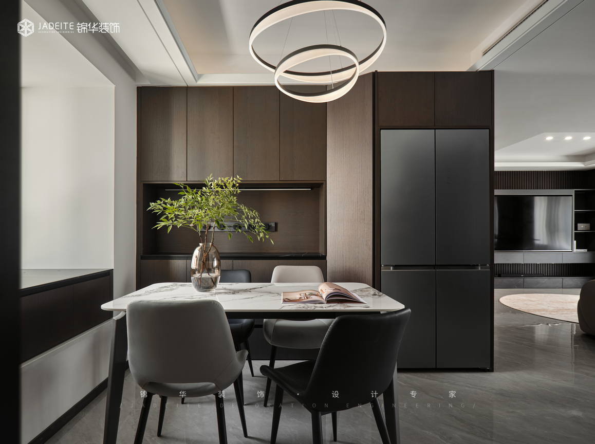 意式輕奢-萬象天地-三室一廳-130㎡裝修-三室一廳-極簡