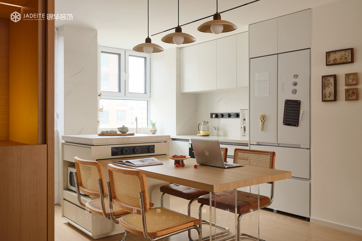 原木奶油風(fēng)-湖光晨樾-三室兩廳-105㎡裝修-三室兩廳-現(xiàn)代簡(jiǎn)約