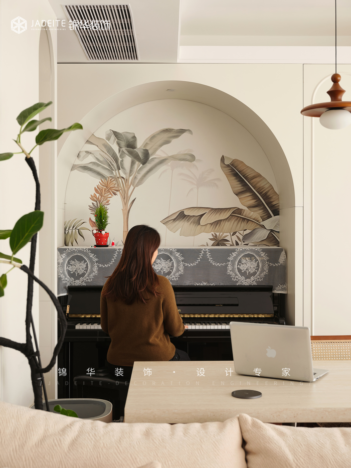 法式復古-保利閱云臺-三室兩廳-129㎡裝修-三室兩廳-中古