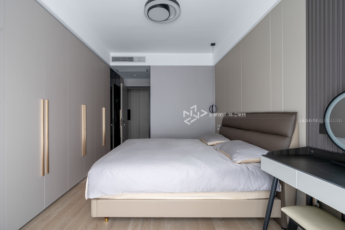 现代简约-枫丹壹号-三室两厅-125平-卧室-装修实景图