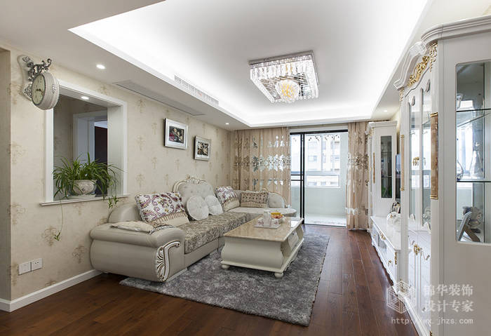 简欧风格-绿地波士顿-两室两厅-105平米-客厅-装修效果实景图