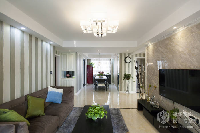 现代简约风格-绿地波士顿-三室两厅-105平米-客厅-装修实景效果图