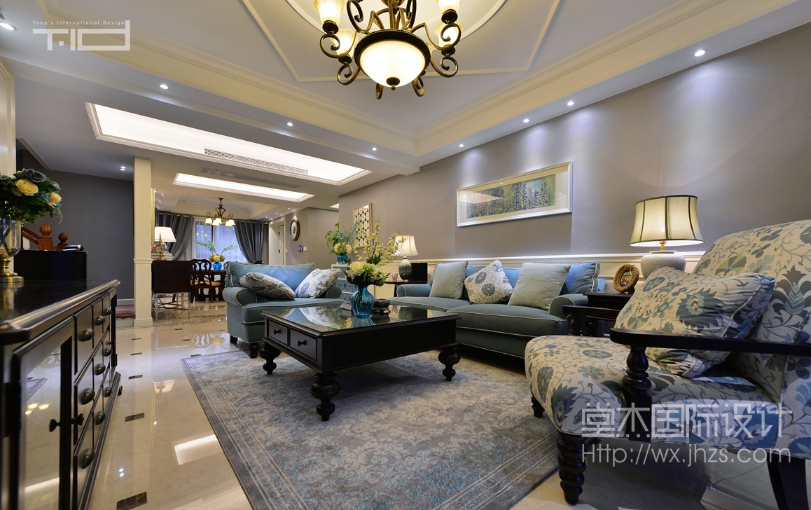 美式风格-天元世家-跃层复式-270平-客厅-装修效果实景图