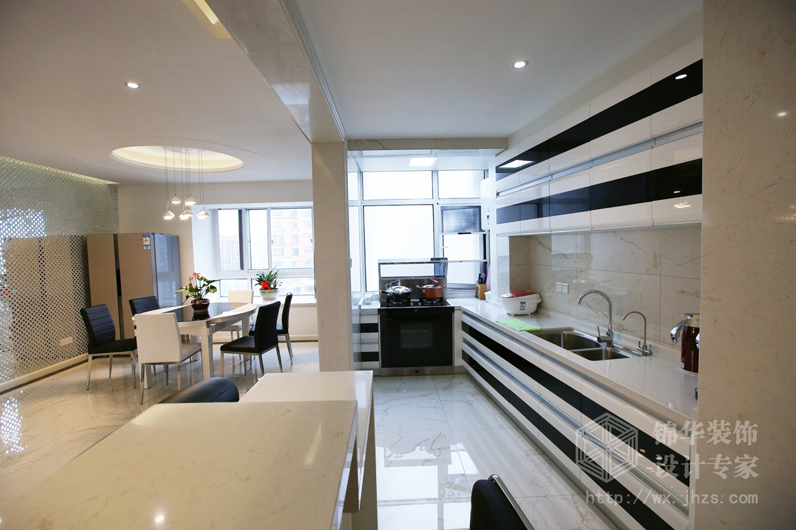 现代风格-恒基誉珑湖滨-三室两厅-116平米-厨房-装修实景图