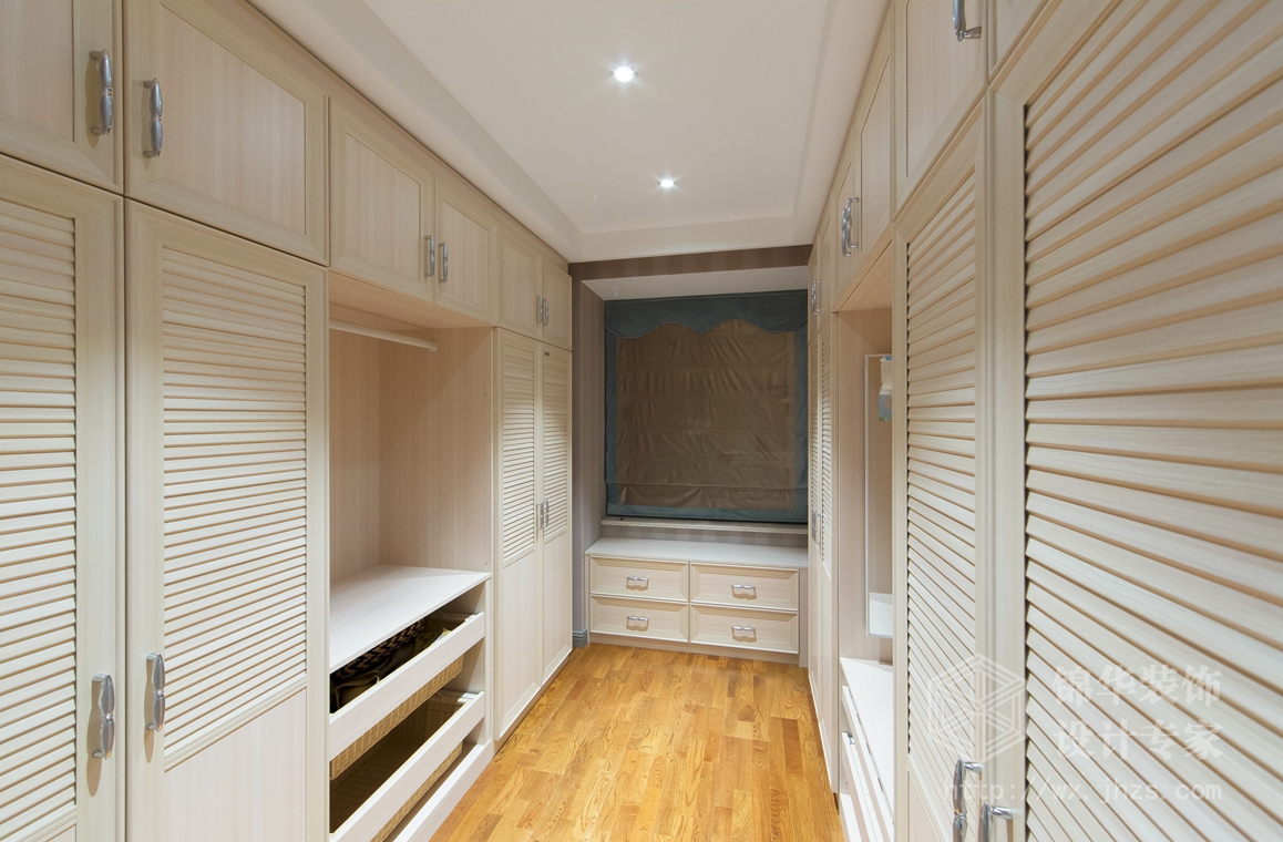 新中式风格-维纳阳光-四室两厅-140平米-衣帽间-装修效果实景图