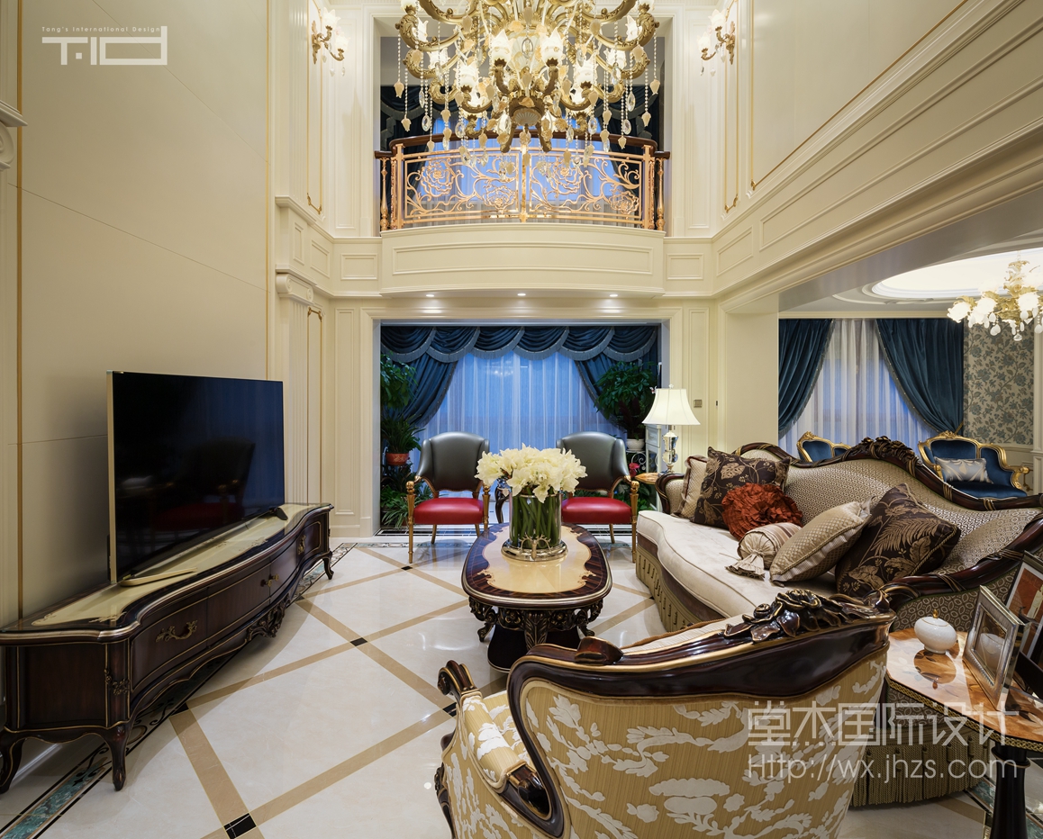 法式新古典-保利香槟国际-跃层复式-260平-客厅-装修效果实景图