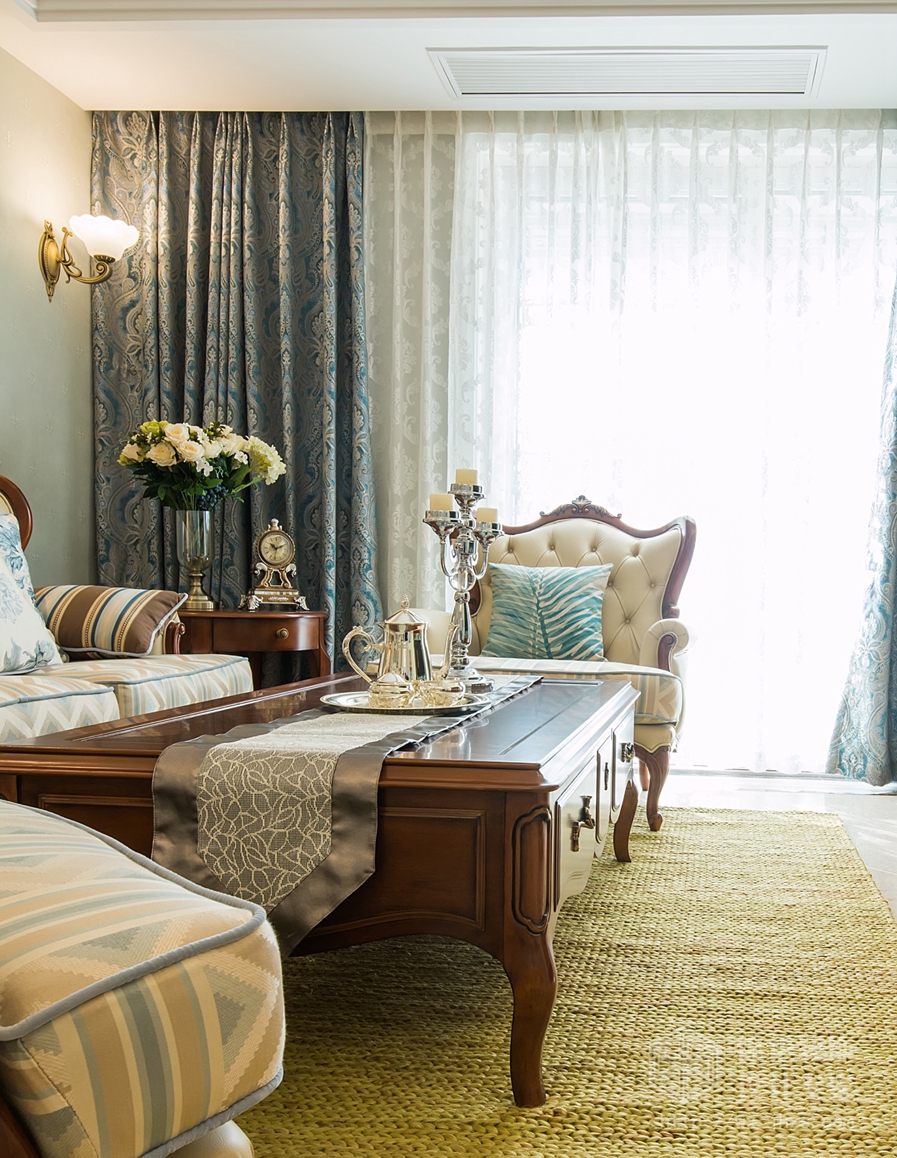美式风格-天鹅湖花园-三室两厅-140平-客厅-装修实景效果图