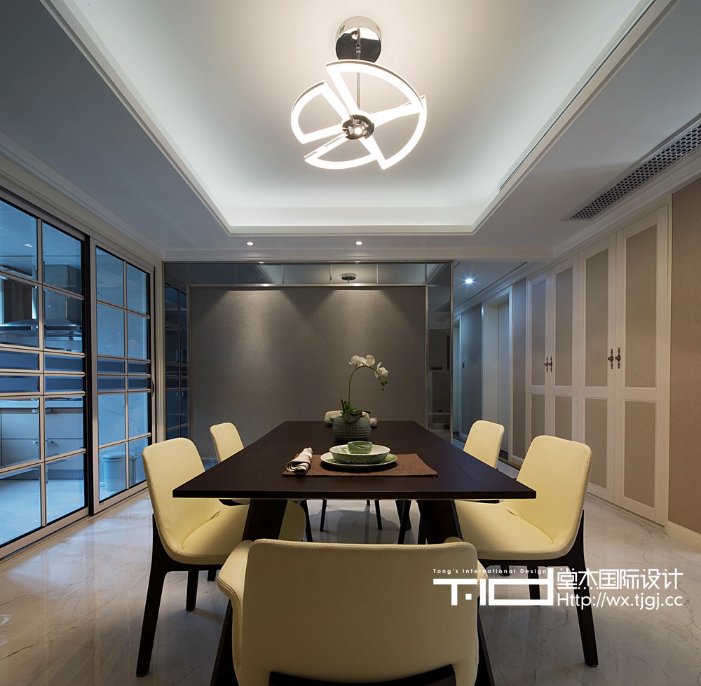 简约风格-太湖国际-三室一厅-155平-餐厅-装修效果实景图