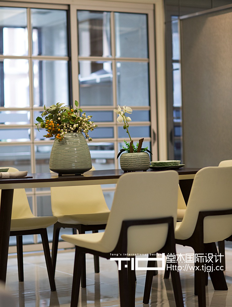 简约风格-太湖国际-三室一厅-155平-餐厅-装修效果实景图