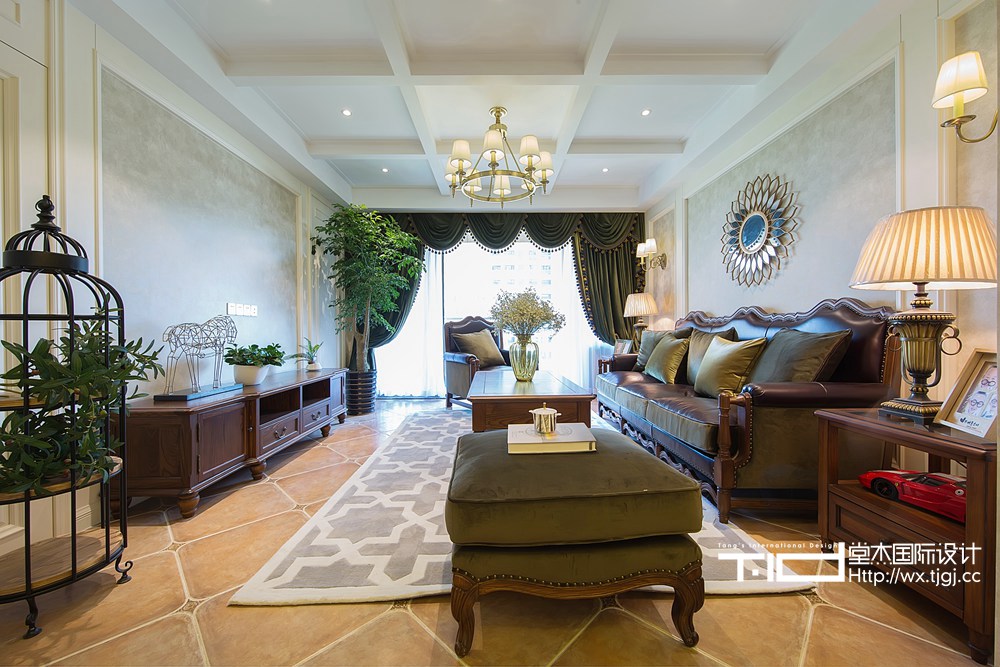 古典美式风格-玉兰花园-三室两厅-155平米-客厅-装修实景效果图
