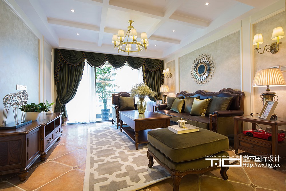 古典美式风格-玉兰花园-三室两厅-155平米-客厅-装修实景效果图