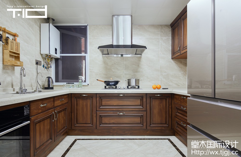 新古典风格-中海珑玺-跃层复式-280平-厨房-装修效果实景图