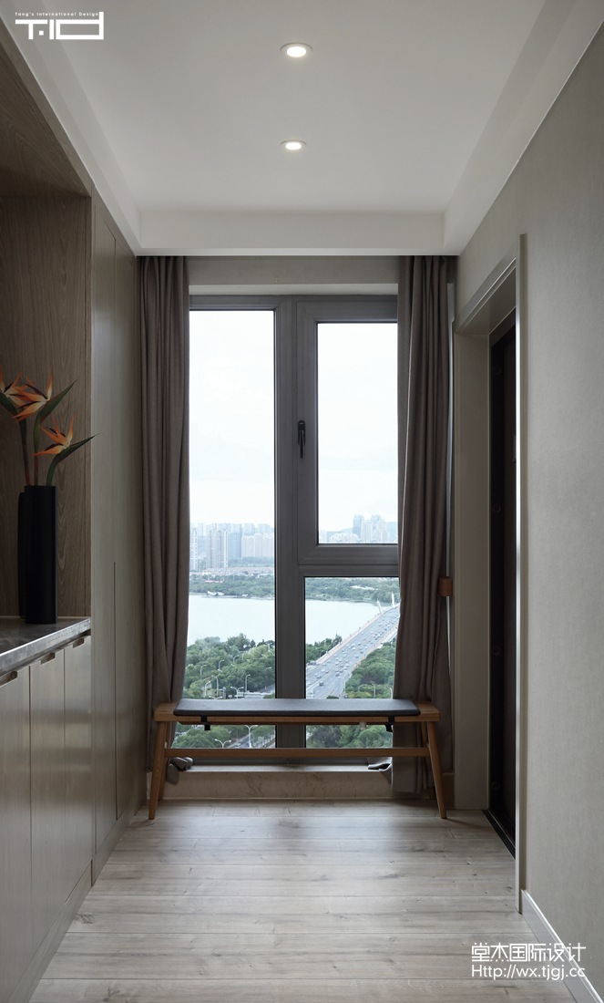 现代简约-太湖国际凯旋门-四室两厅-195平-过道-装修效果实景图