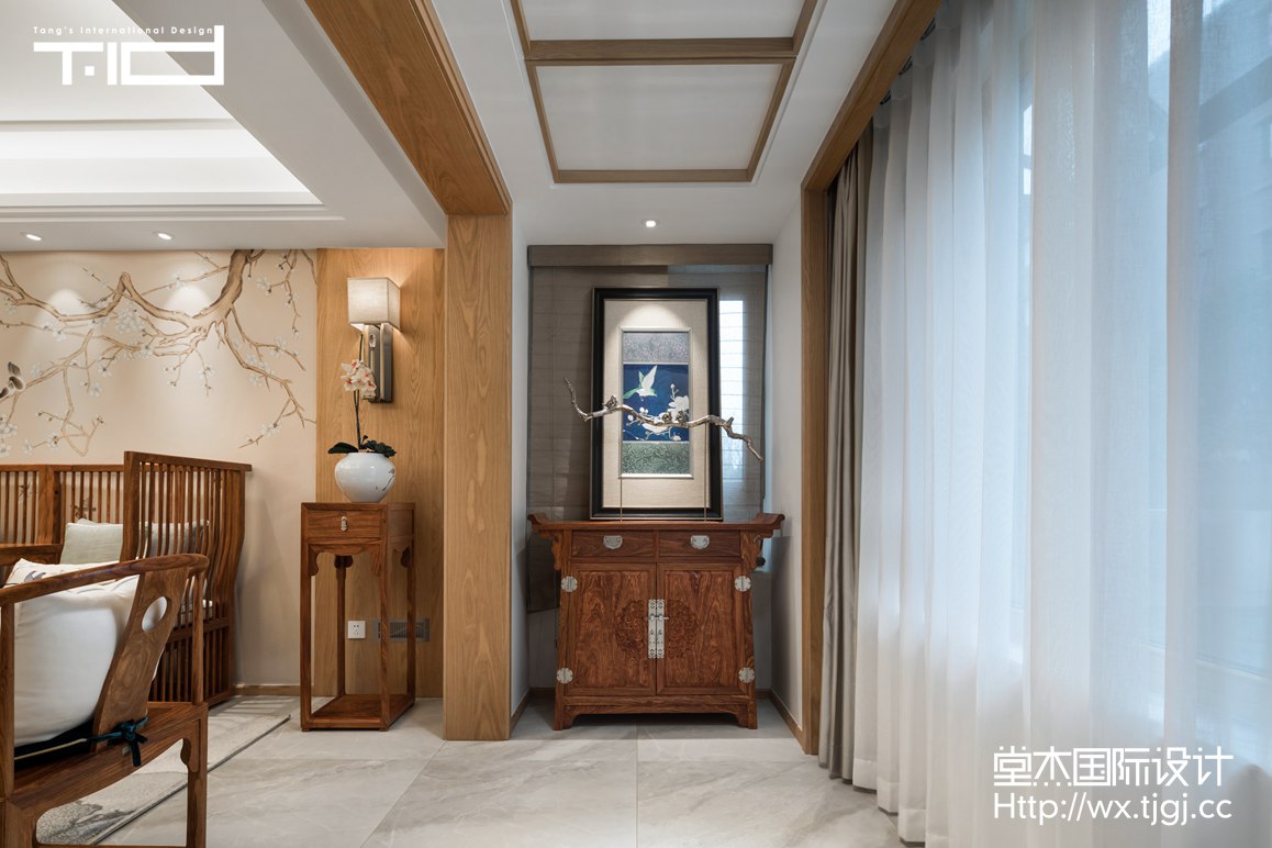 新中式风格-万科润园-跃层复式-320平-客厅-装修效果实景图