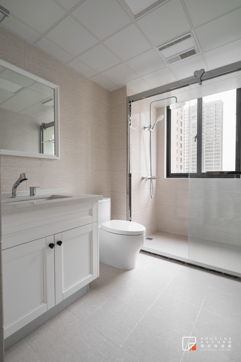 现代简约-凤凰城-四室两厅-140平-卫生间-改造实景效果图
