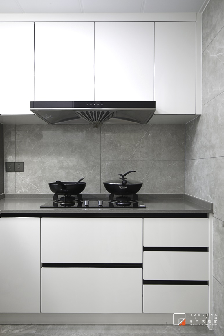 现代风格-金马国际-两室两厅-88平-厨房-装修实景效果图