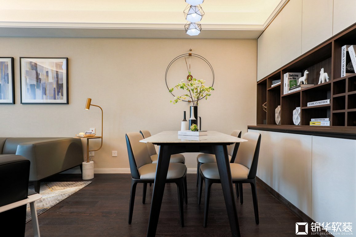 现代简约-金域缇香-两室两厅-86平-餐厅-软装实景效果图