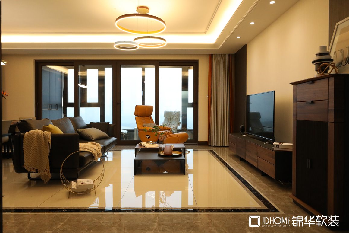 現代簡約風格-富力十號-四室兩廳-167平-客廳-軟裝實景效果圖  