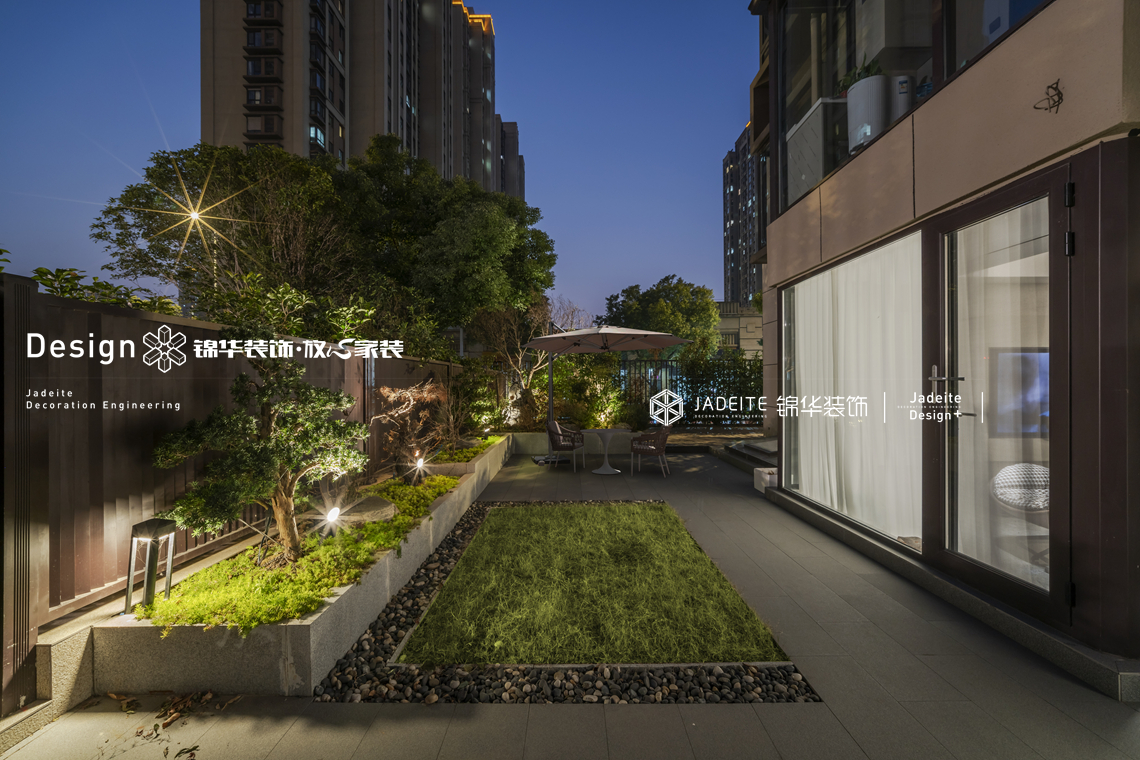 现代风格-玺悦珑庭-四室三厅四卫一厨-240㎡-装修实景图装修-四室两厅-现代简约