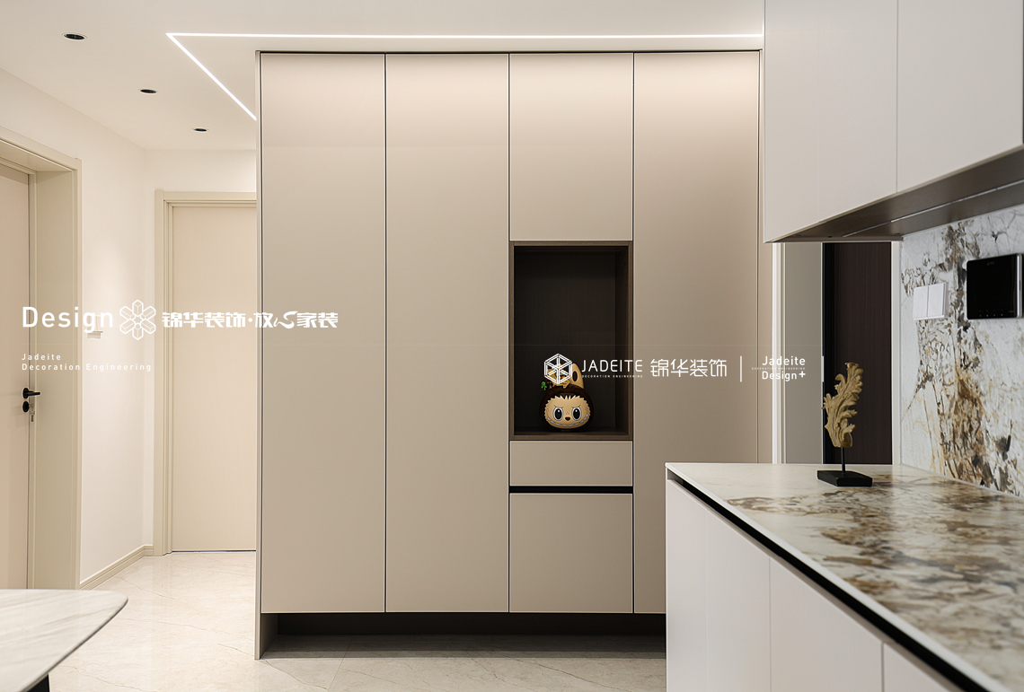 现代简约-雅居乐中央府-三室两厅一厨两卫-117㎡-装修实景图装修-三室两厅-现代简约