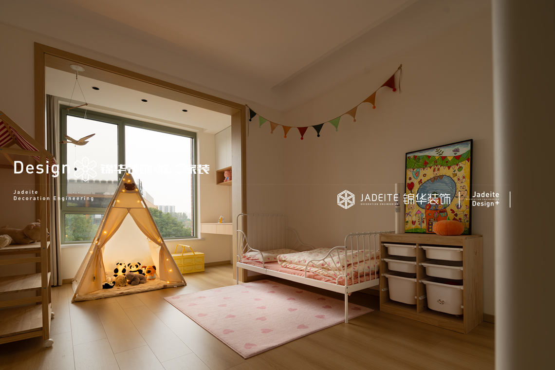 原木风格-中海珑玺-四室两厅-136㎡-装修实景图装修-四室两厅-现代简约