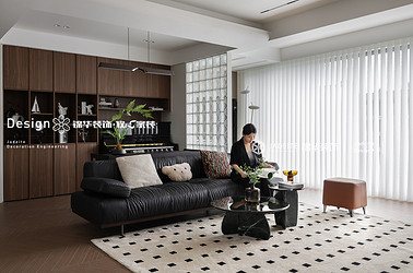 现代中古-云开东方-四室两厅-118㎡-装修实景图