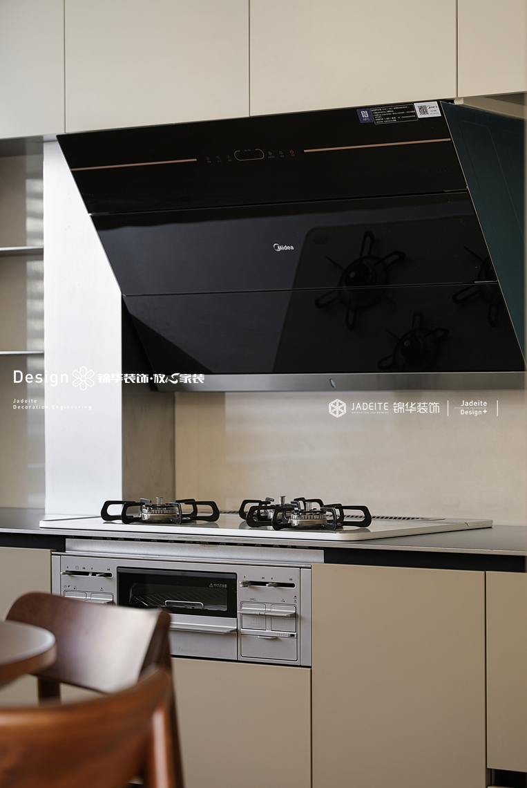 现代风格-宝龙世家-四室两厅-120㎡-装修实景图装修-四室两厅-现代简约