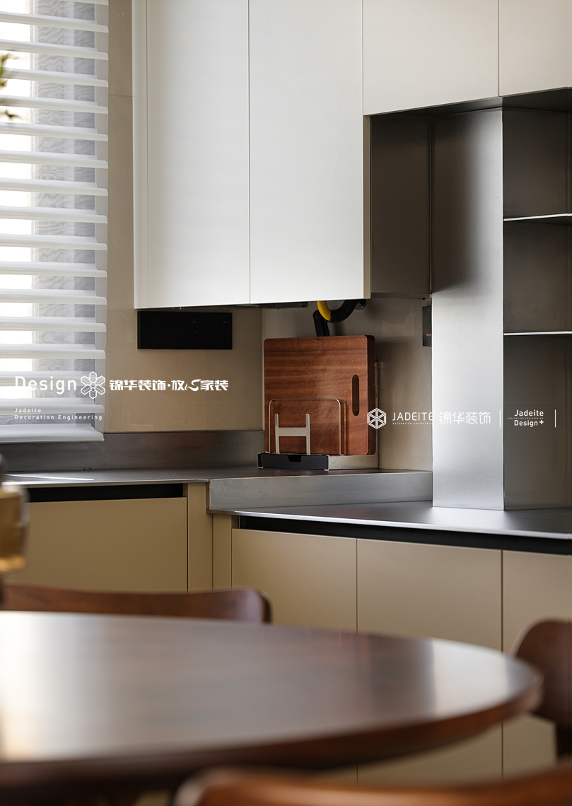 现代风格-宝龙世家-四室两厅-120㎡-装修实景图装修-四室两厅-现代简约