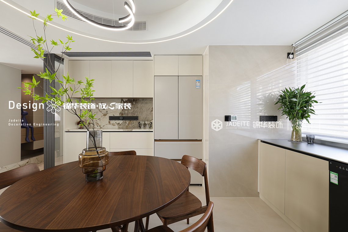 现代风格-宝龙世家-四室两厅-120㎡-装修实景图装修-四室两厅-现代简约