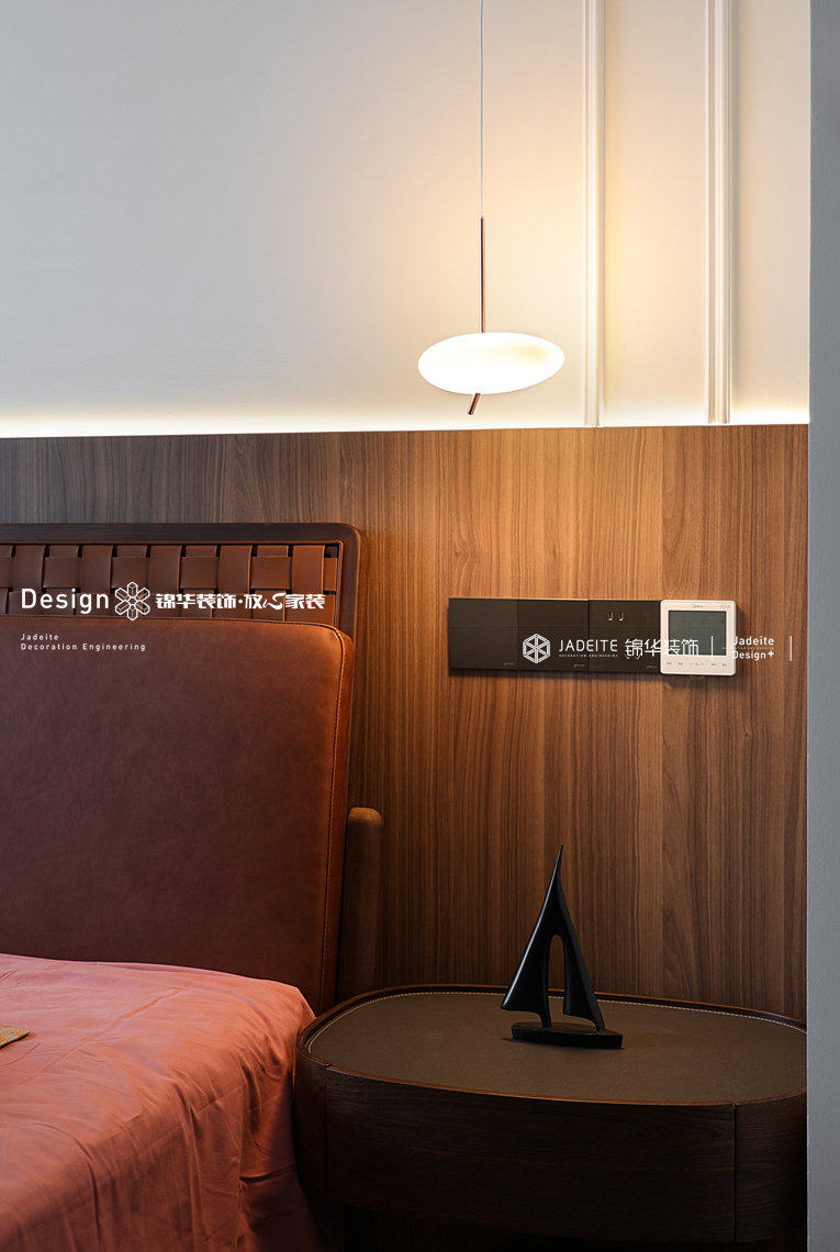 现代中古-云开东方-四室两厅-118㎡-装修实景图装修-四室两厅-中古