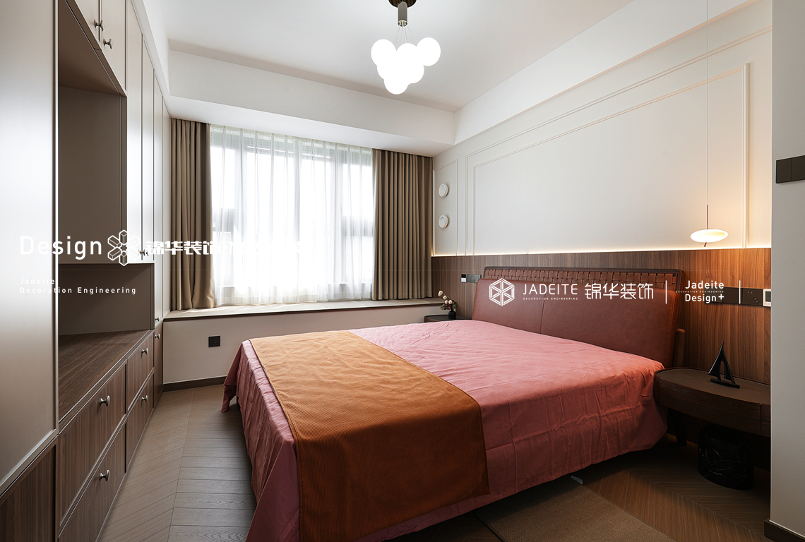 现代中古-云开东方-四室两厅-118㎡-装修实景图装修-四室两厅-中古