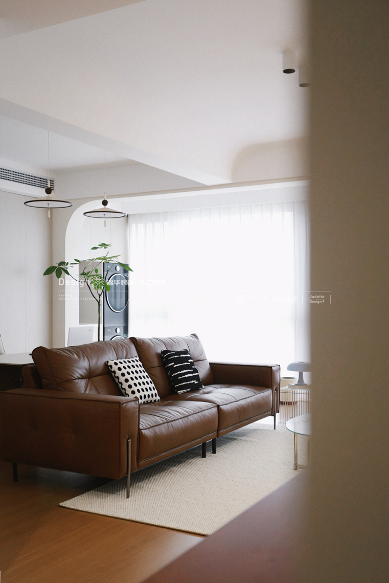 包豪斯-氿龙云起-三室两厅两卫-136平-装修实景图装修-三室两厅-轻奢