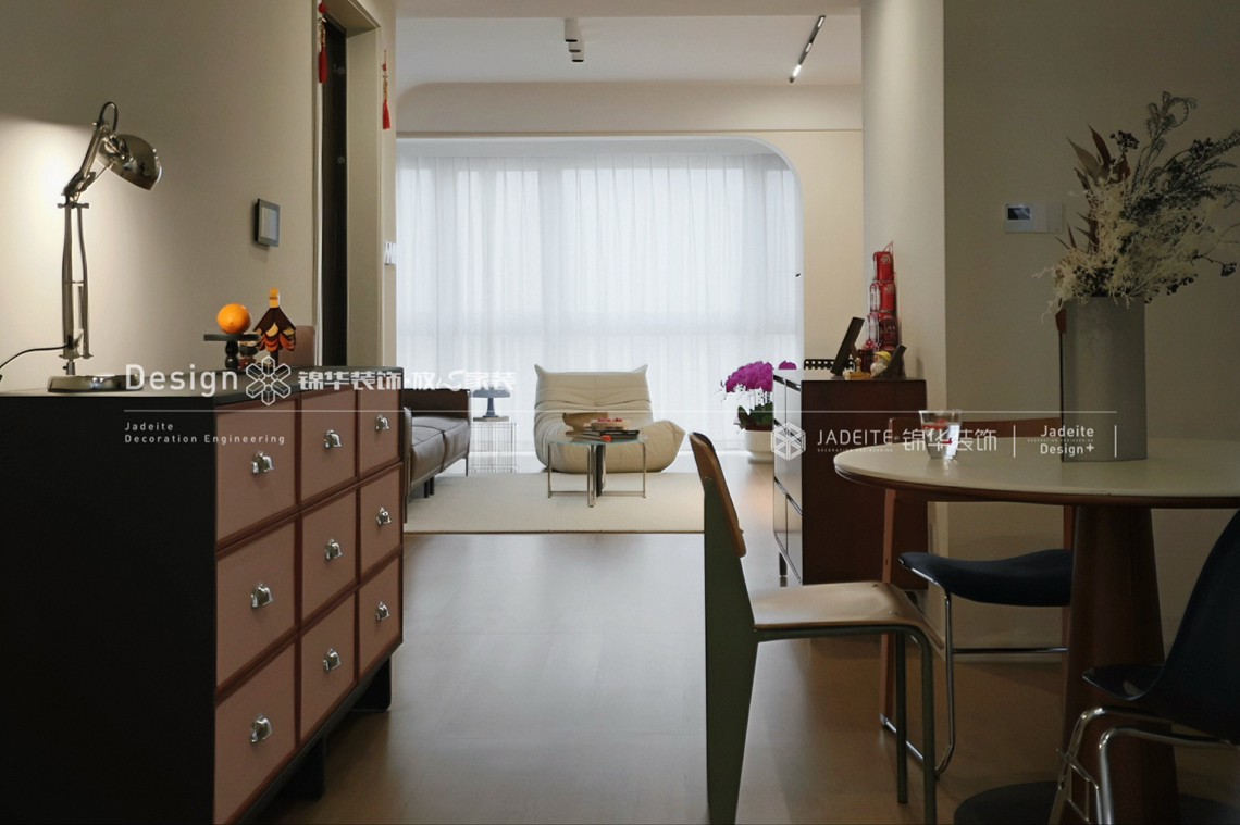 包豪斯-氿龙云起-三室两厅两卫-136平-装修实景图装修-三室两厅-轻奢