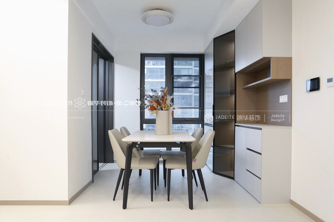 现代简约-氿龙云起-四室两厅两卫-143平-装修实景图装修-四室两厅-现代简约