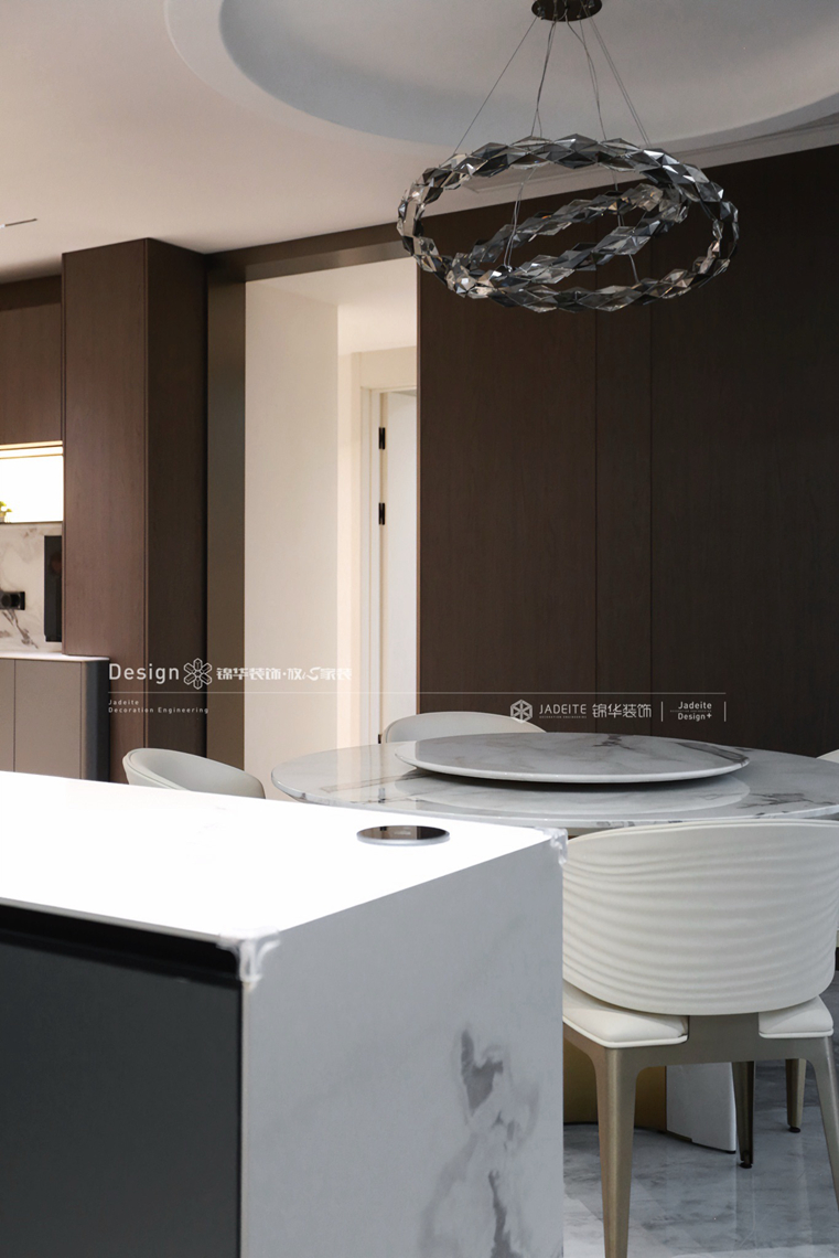 意式轻奢-溪隐府-三室两厅两卫-191平-装修实景图装修-三室两厅-轻奢